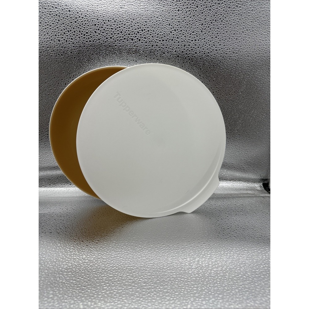 Tupperware Radiance Allegra Serving Bowl 1.5L 1 1/2 Qt with Seal Holiday Gold